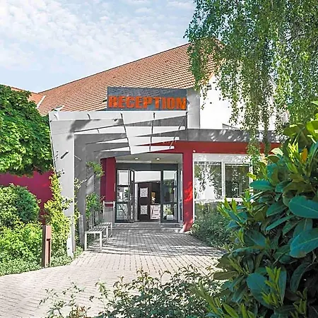 Am Technik Museum Szálloda Speyer